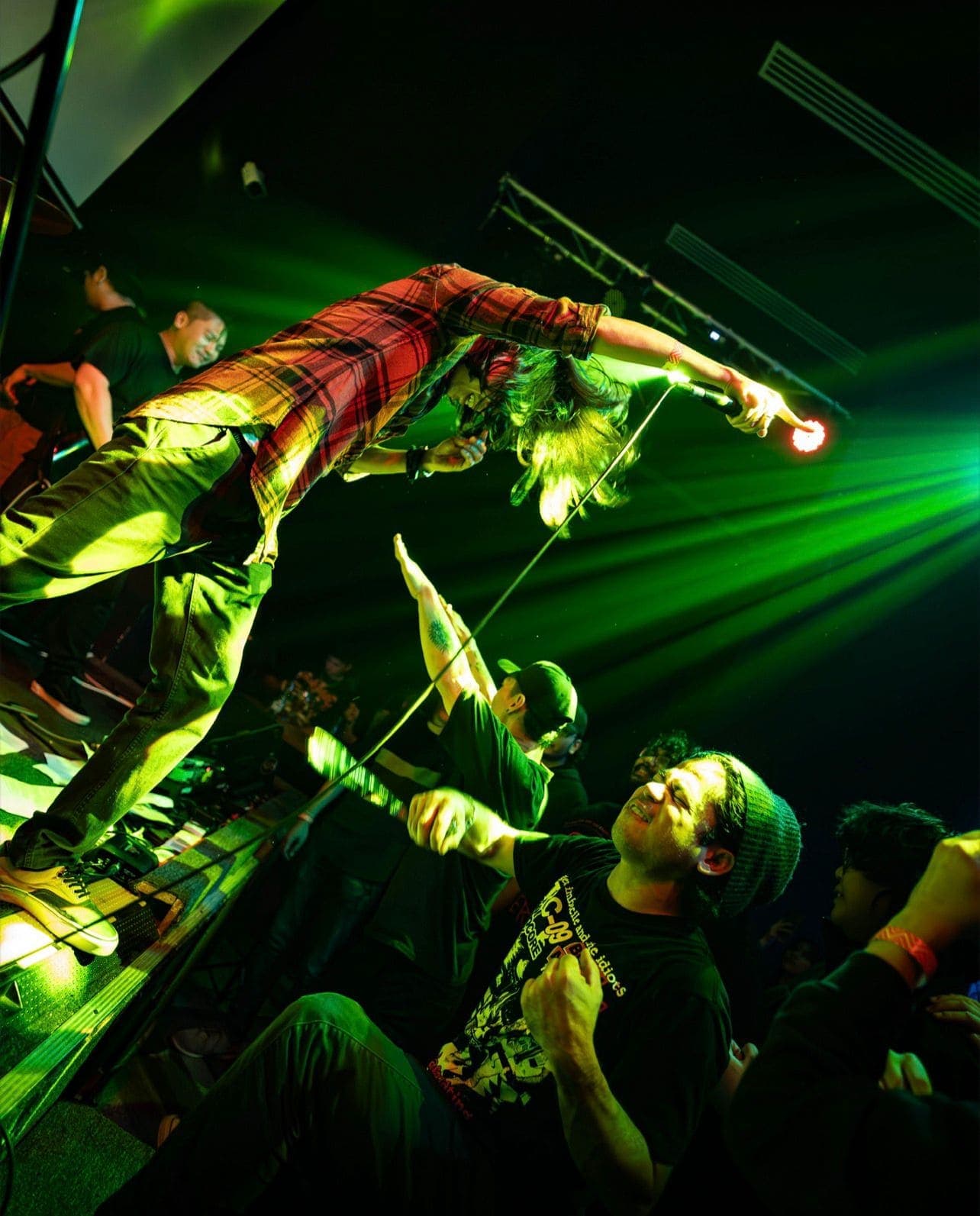 Oak Live Bar slide 6
